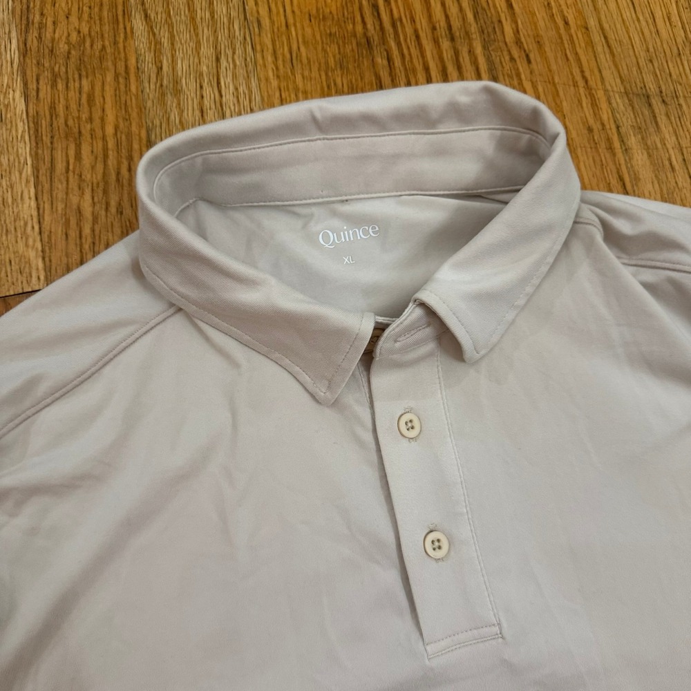 Quince Performance Polo Shirt Mens XL Beige Flowknit Breeze Golf Athletic Summer